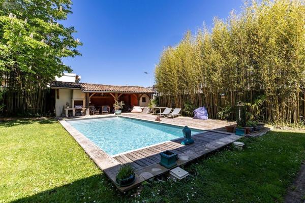 Maison de maître à vendre à Bordeaux en Gironde (33000), ref : 33010/91