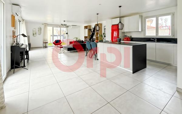 Maison à vendre    5 pièces • 140 m2 Bron