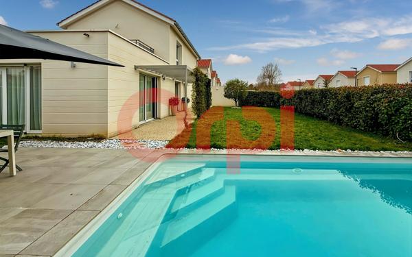 Maison à vendre    5 pièces • 140 m2 Bron