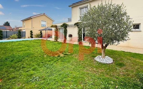 Maison à vendre    5 pièces • 140 m2 Bron