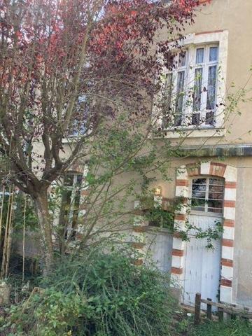 Maison à vendre à Le Grand-Lucé dans la Sarthe (72150), ref : 13816/1082   
CENTRE BOURG