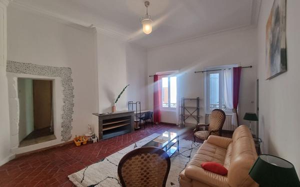 Appartement à louer    1 pièce •  Pont-Saint-Esprit