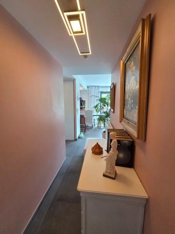 Appartement à vendre 3 pièces dans une residence très récente  à 2 pas du centre ville D'EMBRUN (05)