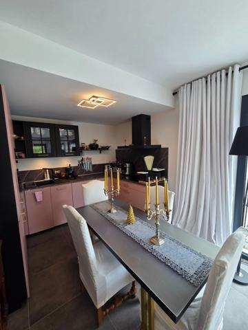 Appartement à vendre 3 pièces dans une residence très récente  à 2 pas du centre ville D'EMBRUN (05)