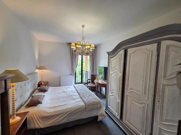Appartement à vendre 3 pièces dans une residence très récente  à 2 pas du centre ville D'EMBRUN (05)