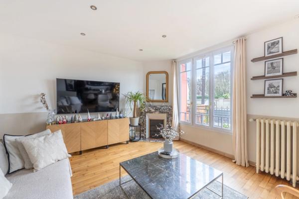 Maison en meulières rénovée à vendre - 3 pièces SAINT MICHEL SUR ORGE (91)