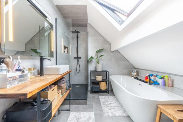 Maison en meulières rénovée à vendre - 3 pièces SAINT MICHEL SUR ORGE (91)