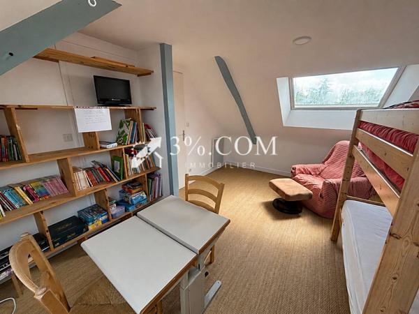 Maison 8 pièce(s) 5 chambre(s) 130 m²