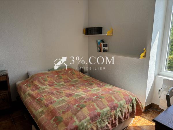 Maison 8 pièce(s) 5 chambre(s) 130 m²
