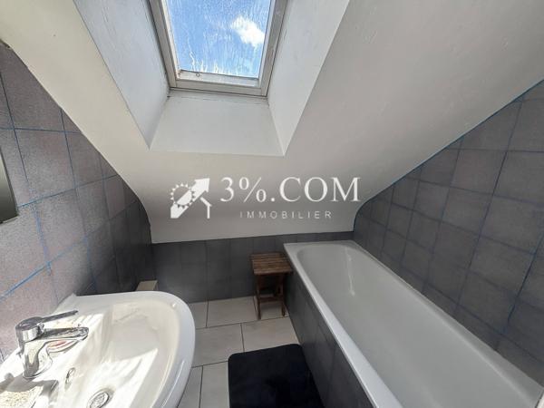 Maison 8 pièce(s) 5 chambre(s) 130 m²