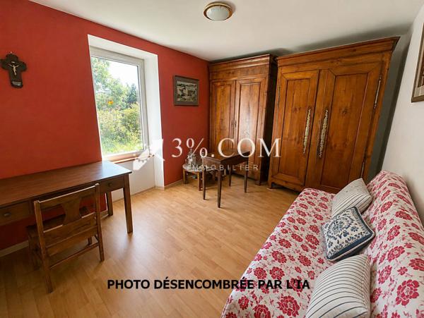 Maison 8 pièce(s) 5 chambre(s) 130 m²