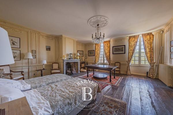 La Teste-de-Buch, Hôtel particulier 4 Chambres -  360 m² à vendre