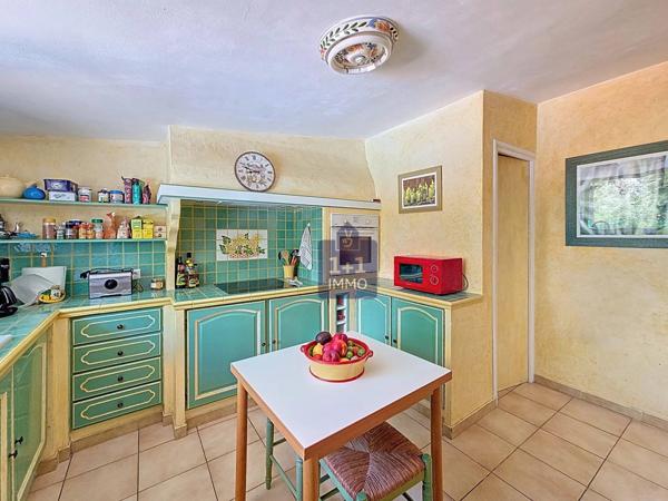 Rare à la vente ! Ancienne bergerie en pierres