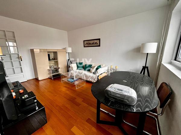 3 pièces - Métro 13 et Gare Sncf - Ravalement payé en cours