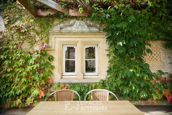 Anciennes dépendances de château réinventées avec piscine