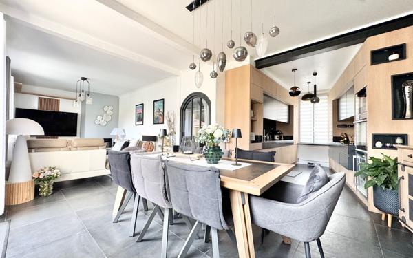 Maison à vendre    6 pièces •  Maintenon