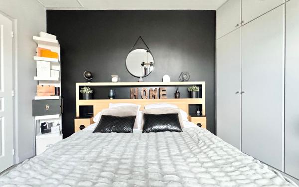 Maison à vendre    6 pièces •  Maintenon