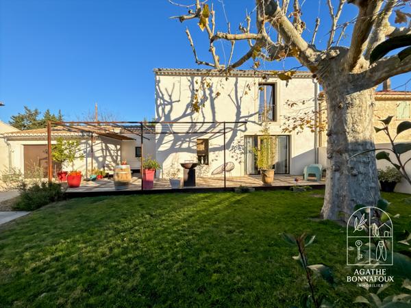 Châteaurenard (13160) Mas entièrement rénové 3 chambres 126 m2 et garage sur 400 m2 de terrain