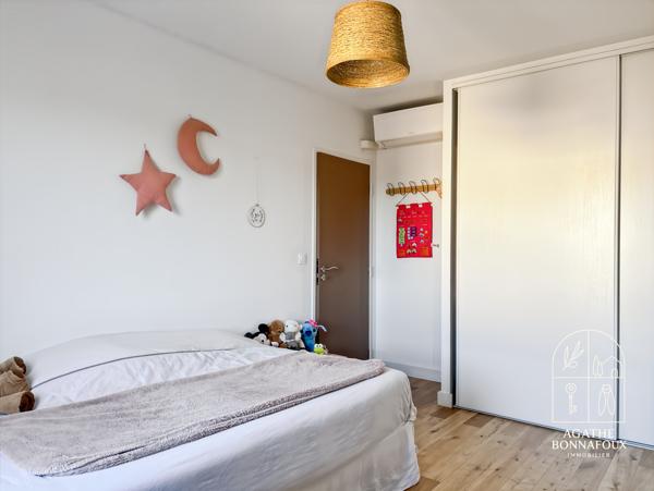 Châteaurenard (13160) Mas entièrement rénové 3 chambres 126 m2 et garage sur 400 m2 de terrain