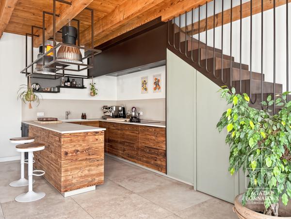 Châteaurenard (13160) Mas entièrement rénové 3 chambres 126 m2 et garage sur 400 m2 de terrain