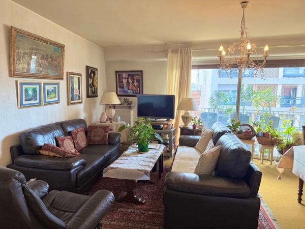 Appartement beaux volumes à vendre 4 pièces TARBES (65) centre ville