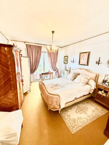 Appartement beaux volumes à vendre 4 pièces TARBES (65) centre ville