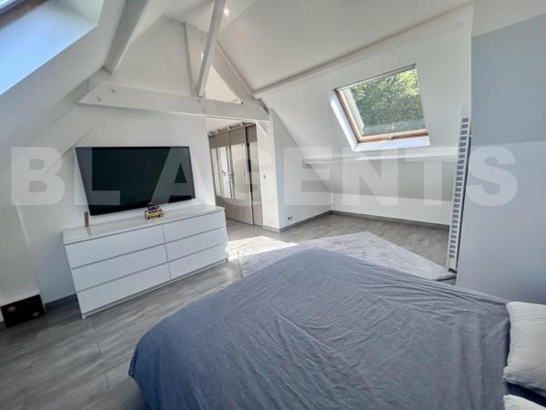 MAISON DE 147M² SUR UN TERRAIN CLOS DE 1570M² GARAGE DOUBLE 40M² AUCUN VIS A VIS.