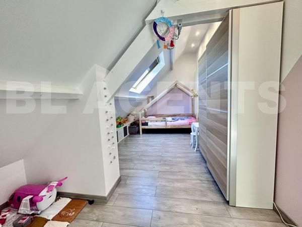 MAISON DE 147M² SUR UN TERRAIN CLOS DE 1570M² GARAGE DOUBLE 40M² AUCUN VIS A VIS.