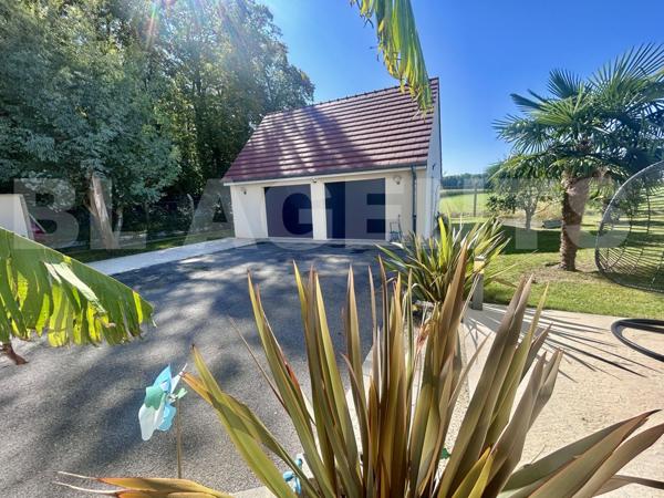 MAISON DE 147M² SUR UN TERRAIN CLOS DE 1570M² GARAGE DOUBLE 40M² AUCUN VIS A VIS.