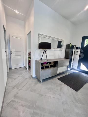 MAISON DE 147M² SUR UN TERRAIN CLOS DE 1570M² GARAGE DOUBLE 40M² AUCUN VIS A VIS.