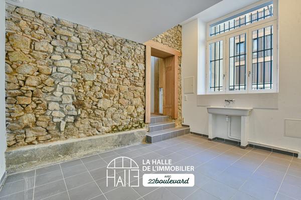 Maison
         6 pièces
        - 146 m² Exclusivité 366 000 €*