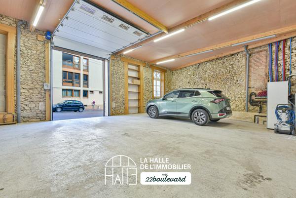 Maison
         6 pièces
        - 146 m² Exclusivité 366 000 €*
