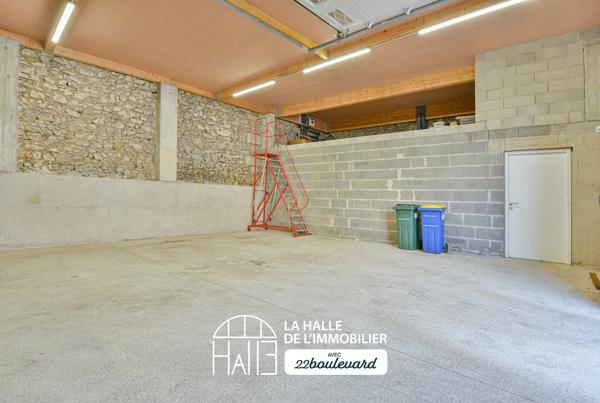 Maison
         6 pièces
        - 146 m² Exclusivité 366 000 €*