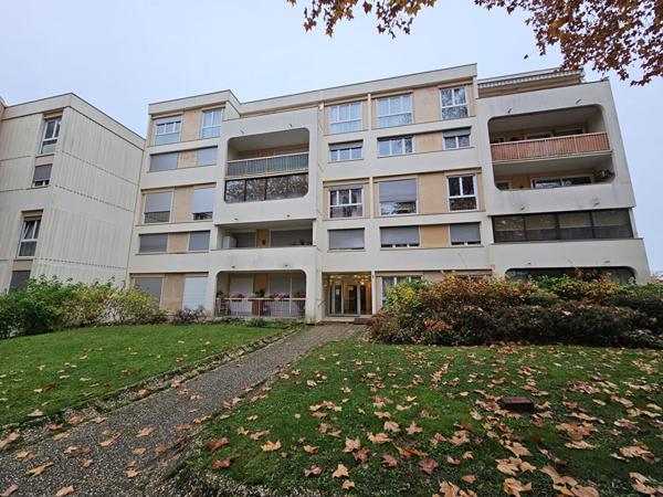 Appartement Les Ulis 2 pièce(s) 62 m2