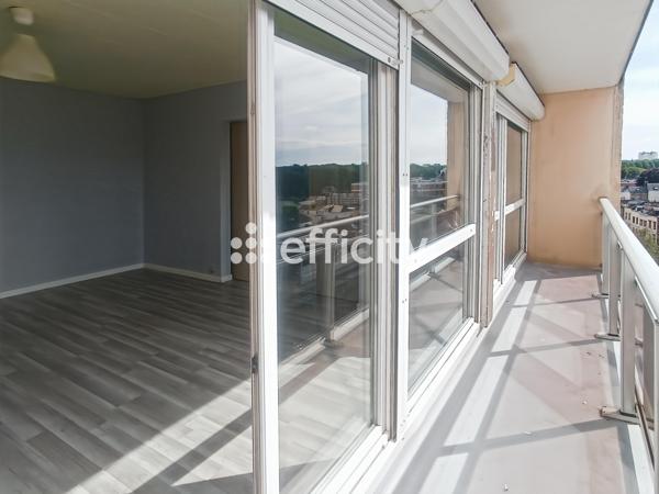 Appartement
         3 pièces
        - 65 m² 79 900 € *