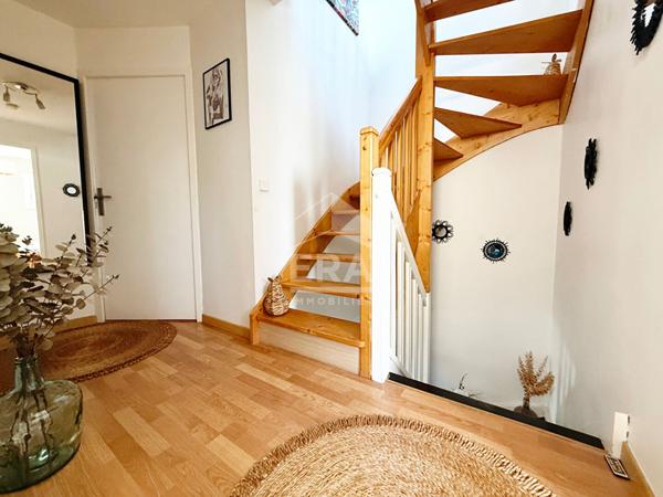 Maison - 4 chambres - jardin.