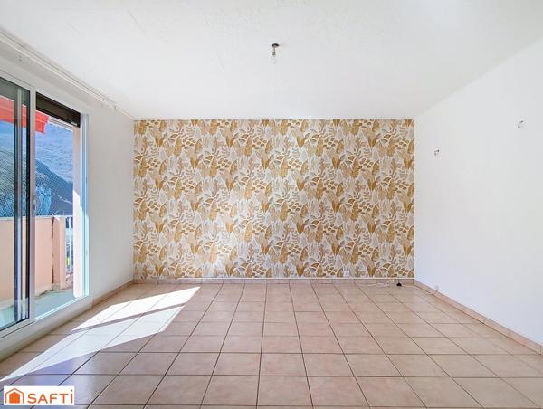 Appartement 3 pièces 77m² traversant avec vue dégagée au dernier étage