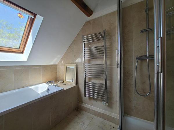 Maison 221 m² avec terrain de 5 000 m² - Mouliherne (49390)