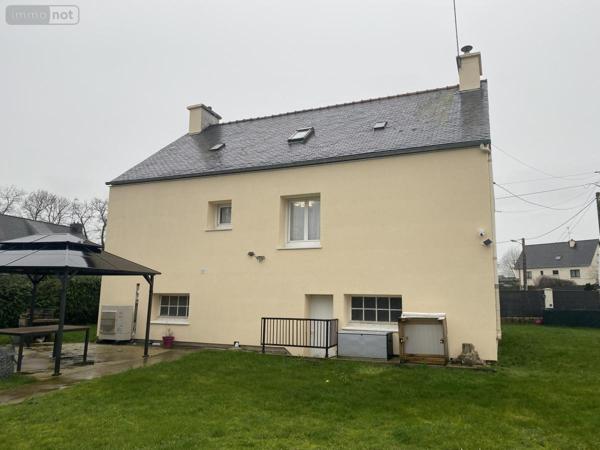 Maison à vendre à Loudéac dans les Côtes-d'Armor (22600), ref : 22110-2290