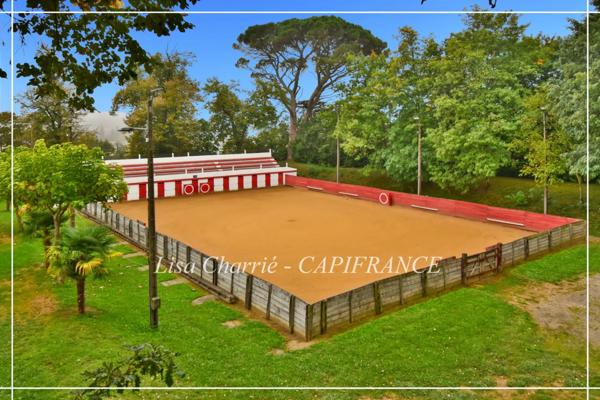 Maison à vendre 6 pièces proche de NOGARO (32) de 166 m2 habitables avec terrasse et jardin