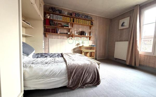 Maison à vendre    5 pièces • 195,78 m2 Vitry-sur-Seine