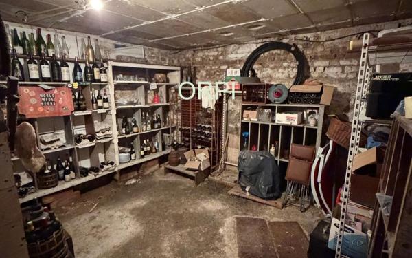 Maison à vendre    5 pièces • 195,78 m2 Vitry-sur-Seine