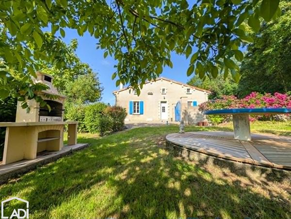 Maison de campagne, Beaussais vitre 79370