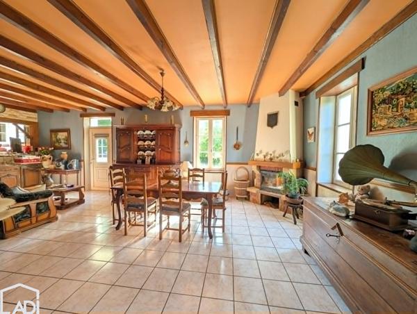 Maison de campagne, Beaussais vitre 79370