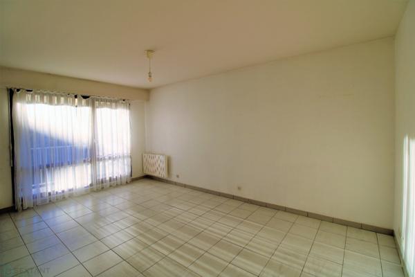 DIVONNE-LES-BAINS- Appartement type 2 proche centre-ville 275.000 