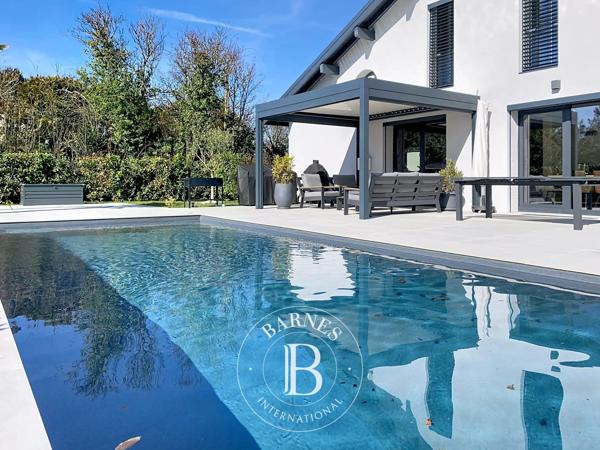 Chens-sur-Léman, Maison 4 Chambres -  250 m² à vendre