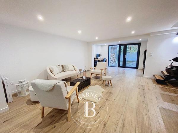 Chens-sur-Léman, Maison 4 Chambres -  250 m² à vendre