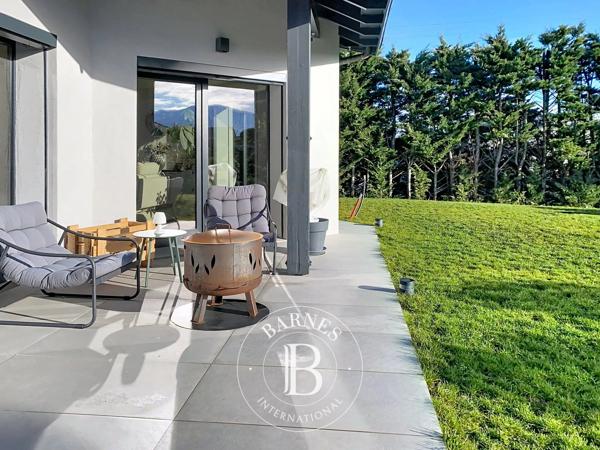 Chens-sur-Léman, Maison 4 Chambres -  250 m² à vendre