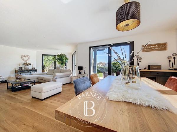 Chens-sur-Léman, Maison 4 Chambres -  250 m² à vendre