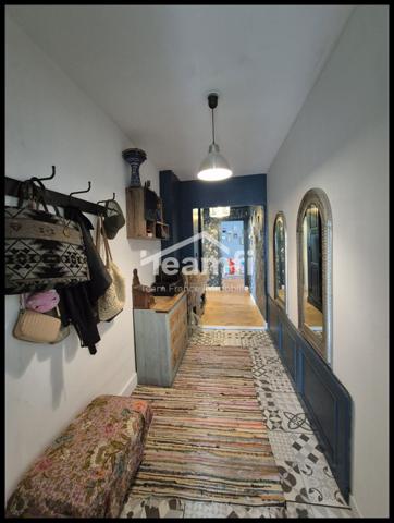 Magnifique appartement 4 chambres, rénové, à Thiers
